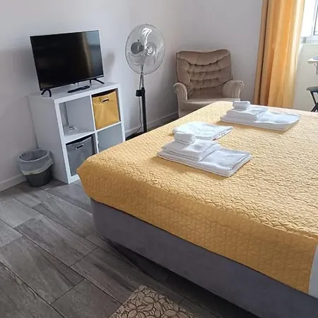 Seaside House 게스트하우스 Ponta Delgada